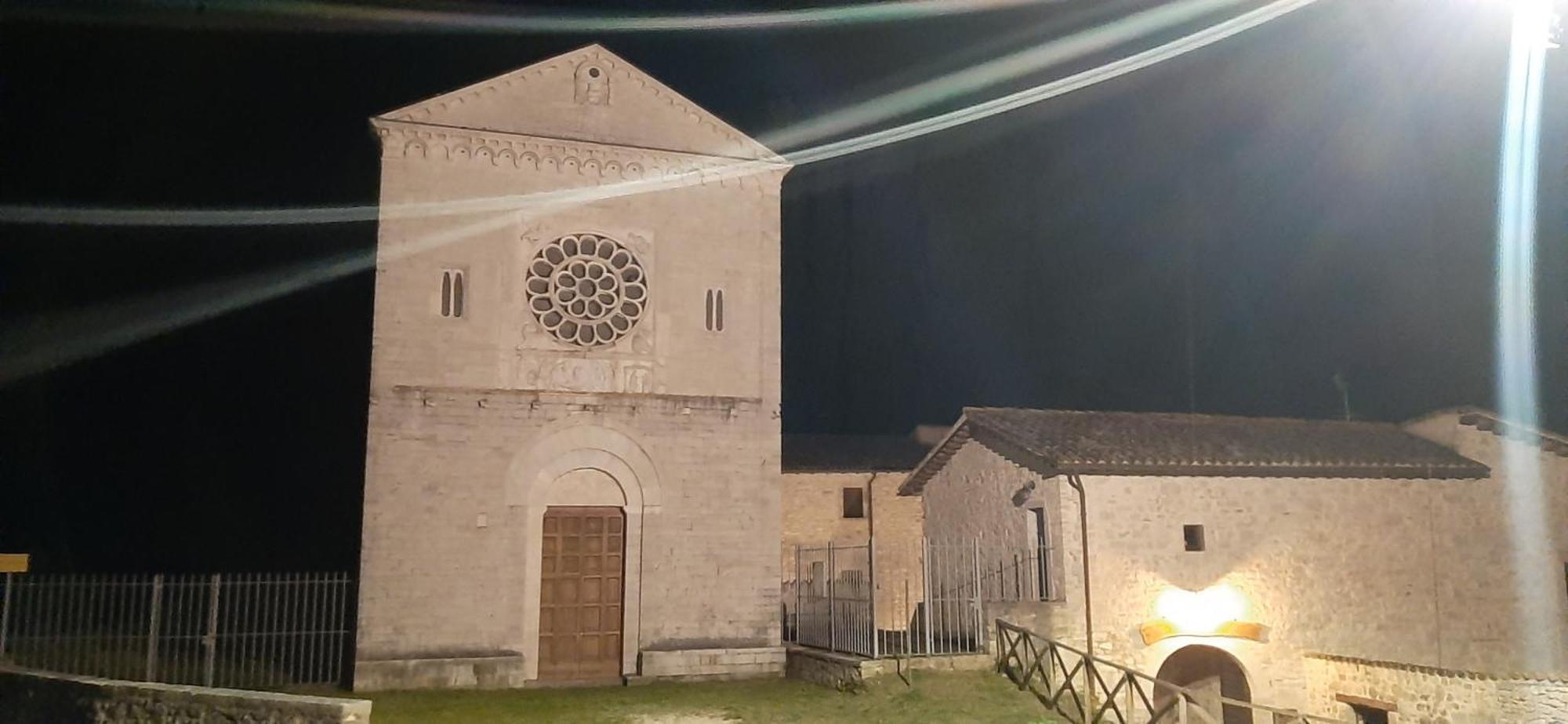 B&B Dell'Osteria Sant'Anatolia di Narco Exterior photo